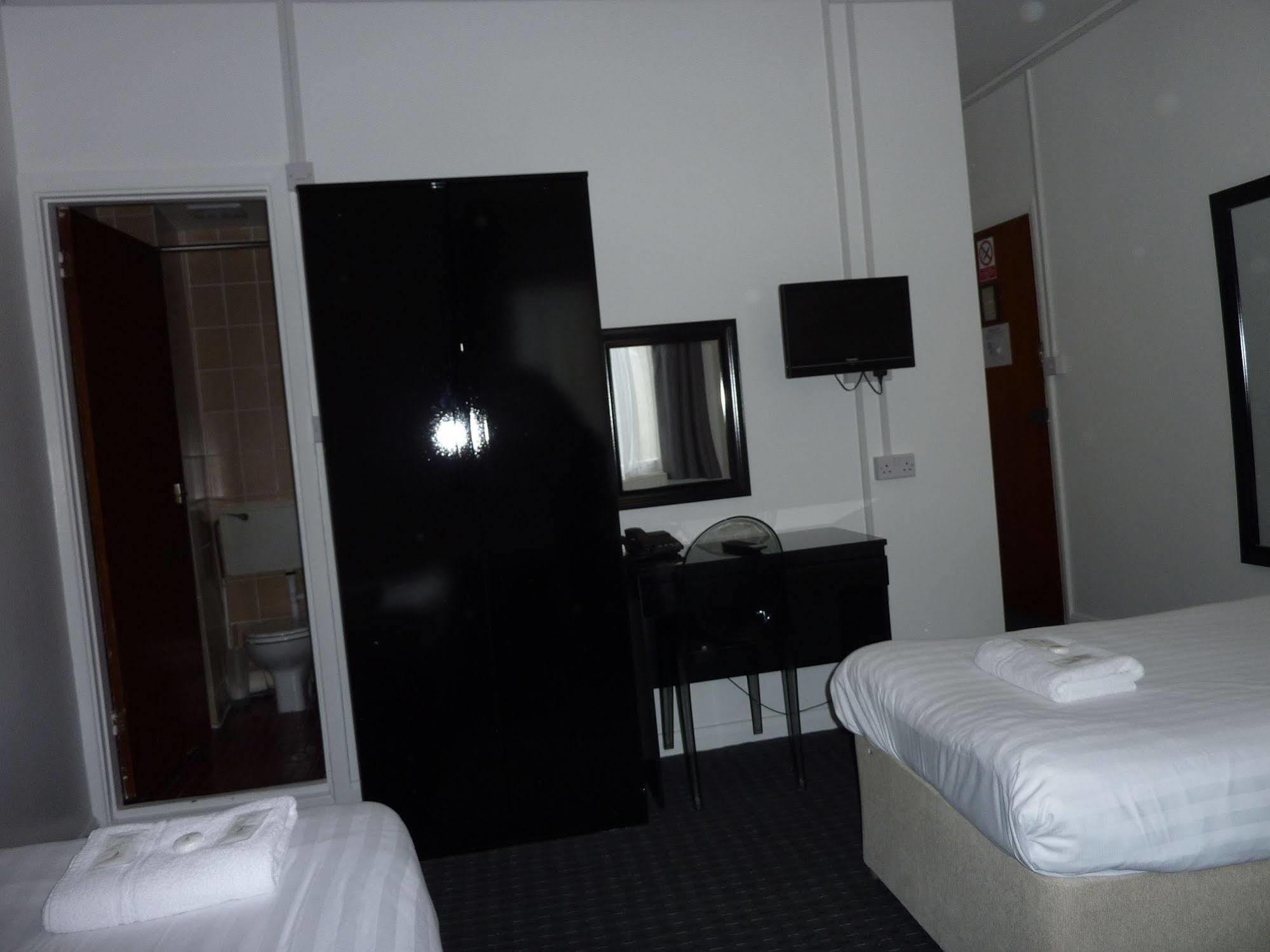 Comfort Inn Notting Hill Лондон Экстерьер фото