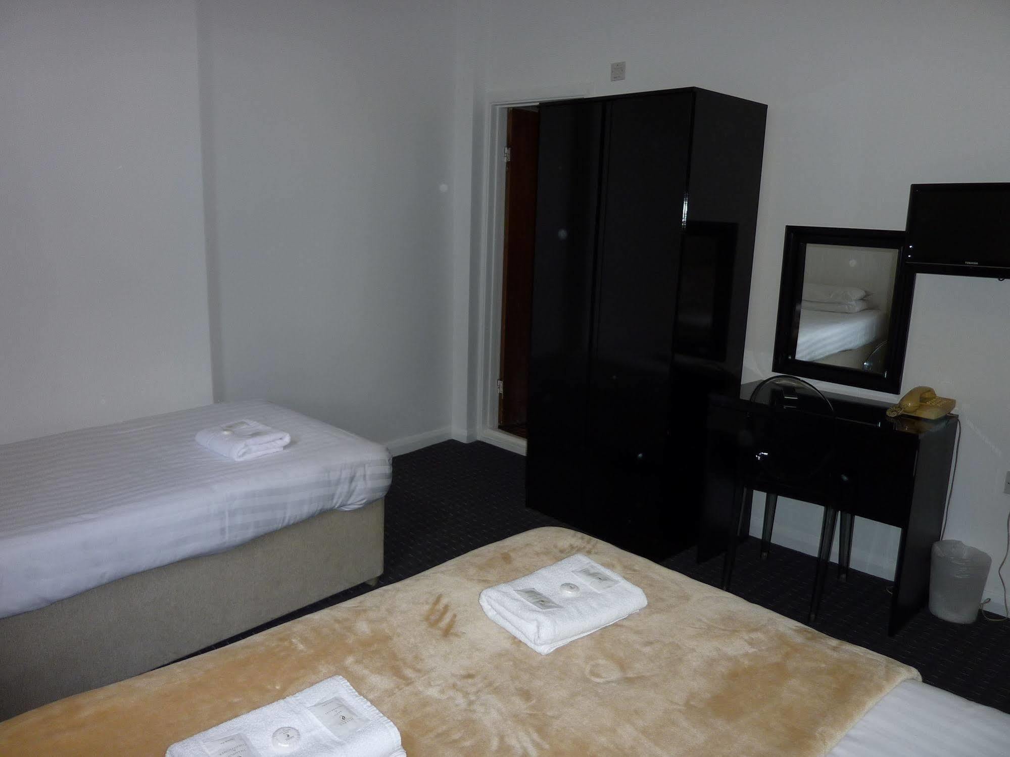 Comfort Inn Notting Hill Лондон Экстерьер фото