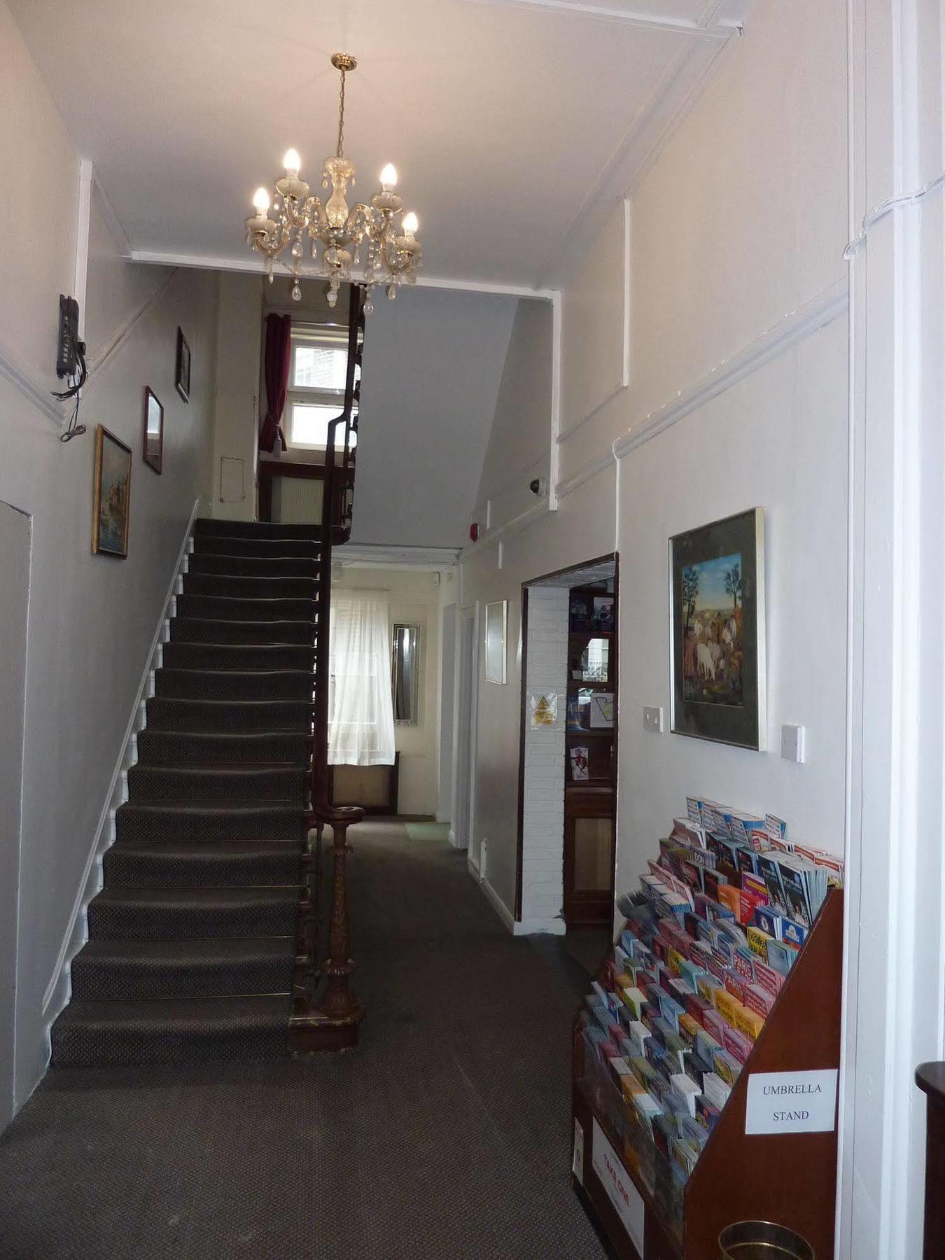 Comfort Inn Notting Hill Лондон Экстерьер фото
