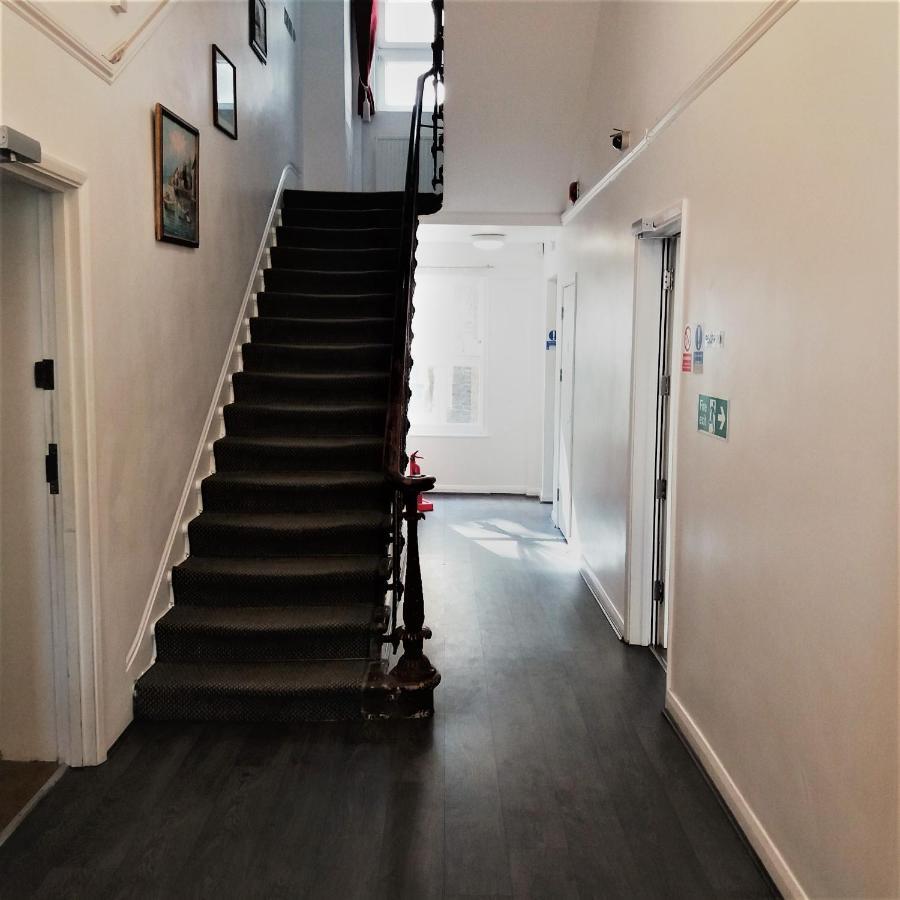 Comfort Inn Notting Hill Лондон Экстерьер фото